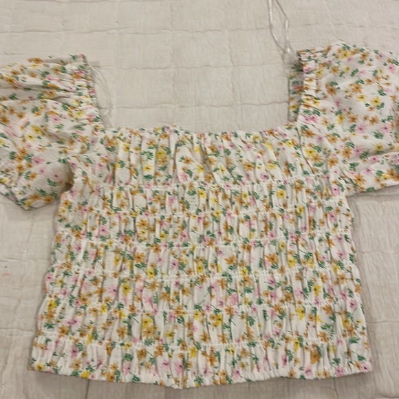 Elodie Yellow Smocked Floral Cropped Crop Top Size Medium - Picture 4 of 5